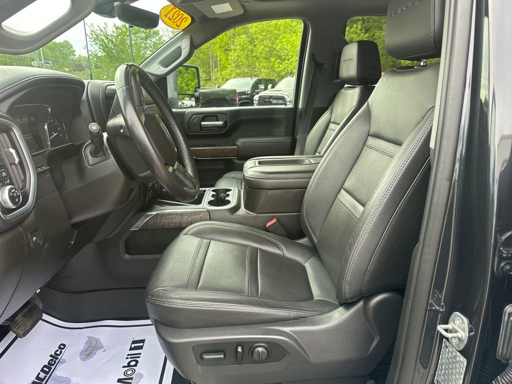 Used 2021 GMC Sierra 3500 Denali w/ Denali Ultimate Package AWD/4WD image 9