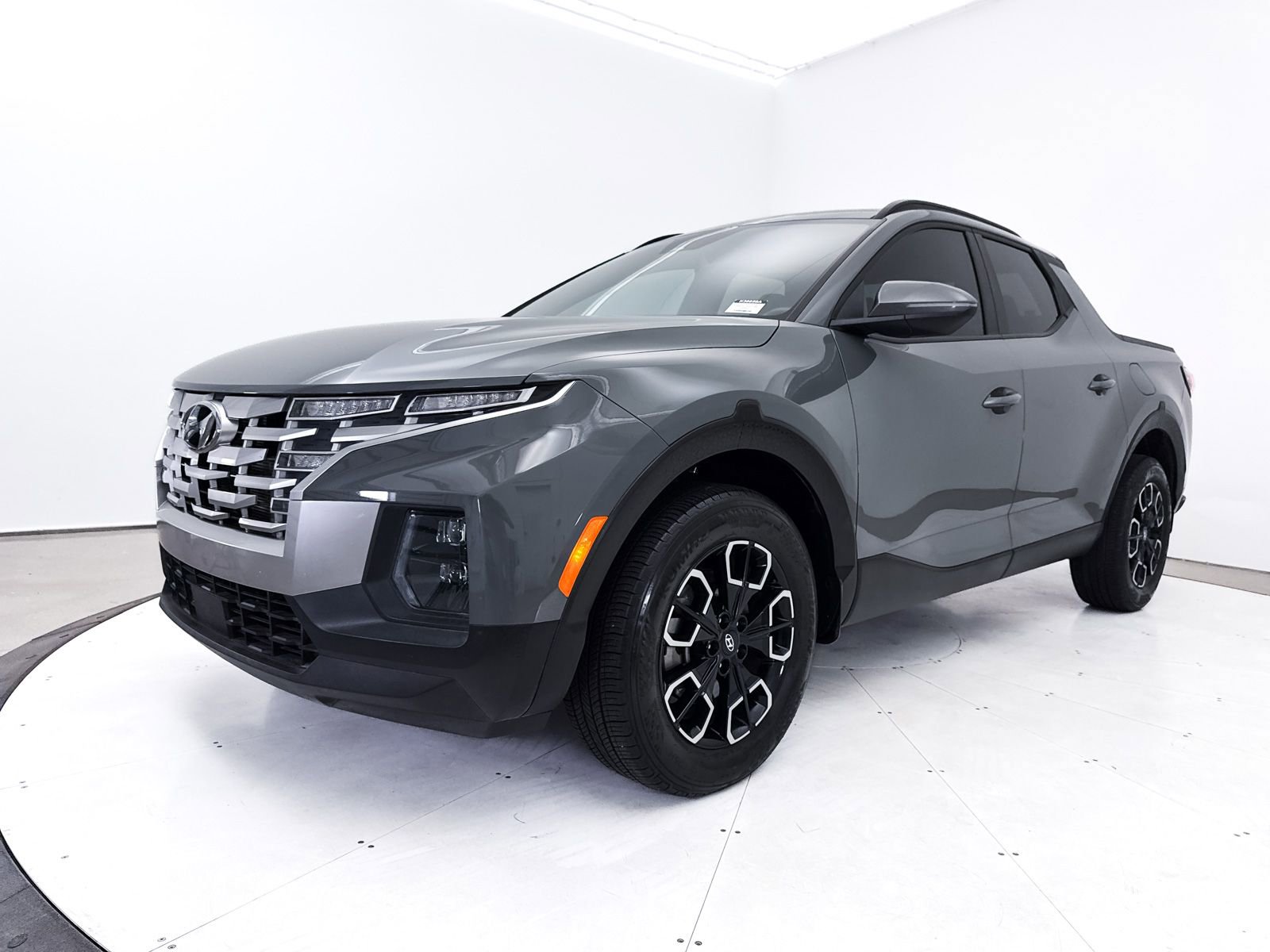 Used 2023 Hyundai Santa Cruz SEL Premium image 15