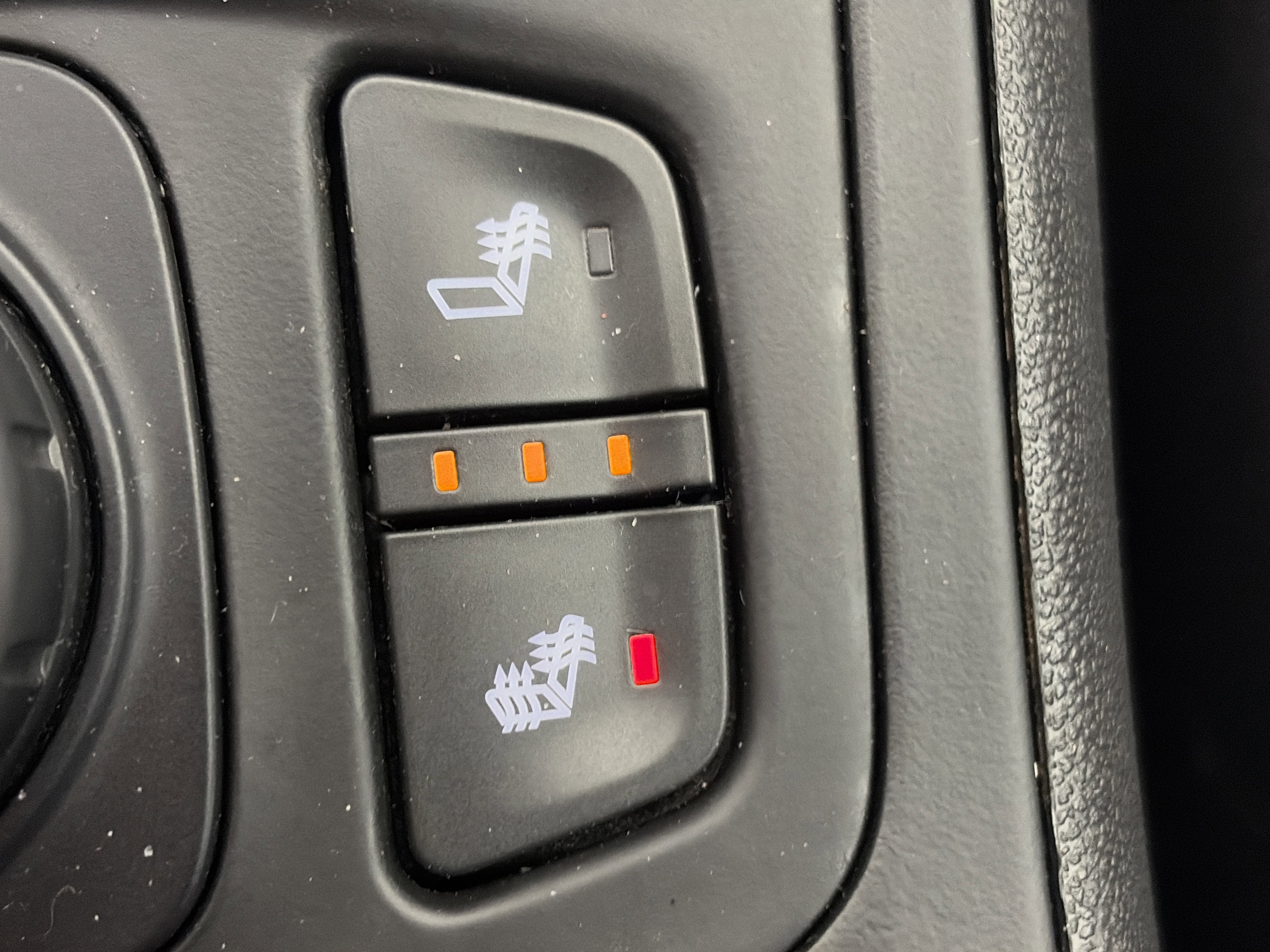 Used 2023 GMC Terrain SLT image 28