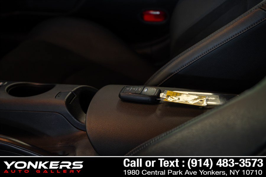 Used 2024 Nissan Z Performance w/ Floor Mat Package RWD image 33