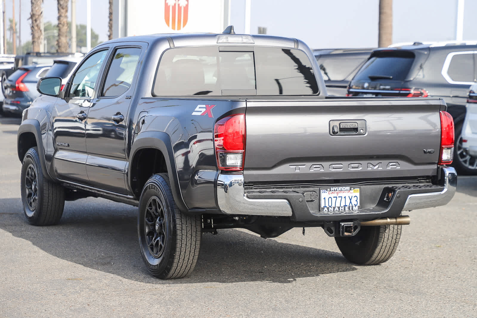 Used 2023 Toyota Tacoma SR5 image 8