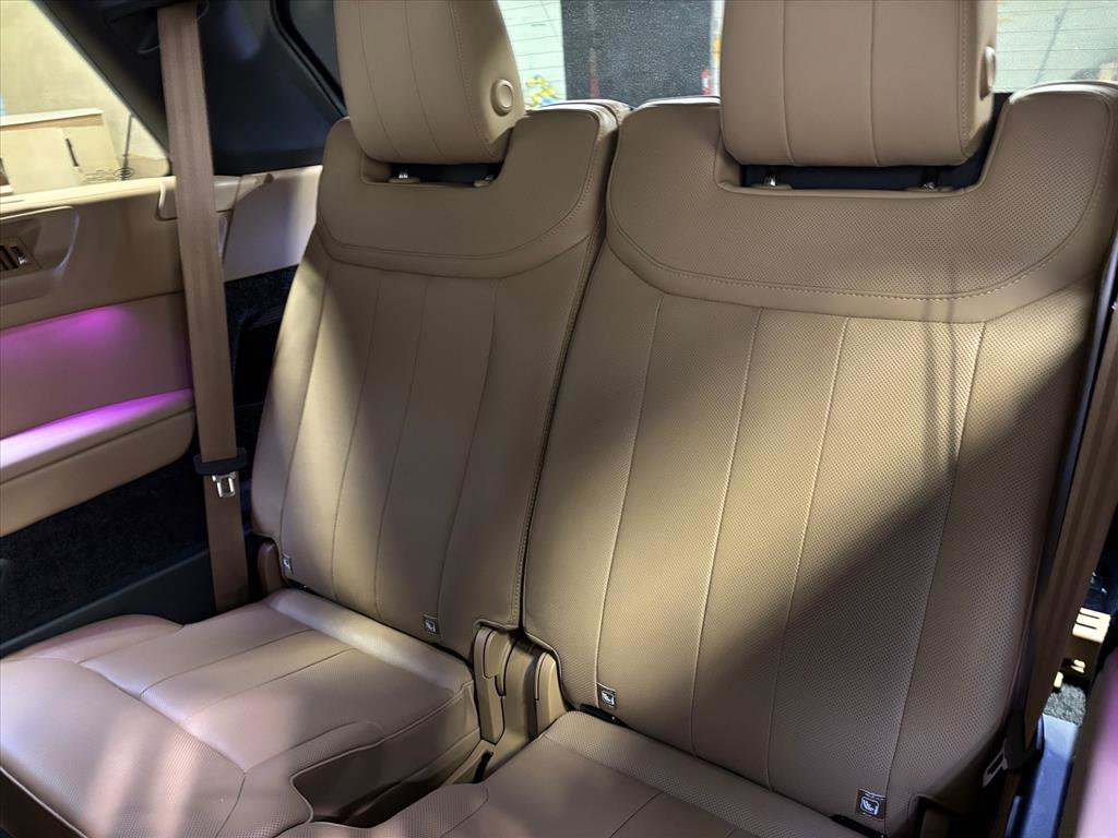 Used 2025 Land Rover Range Rover Long Wheelbase SE image 27