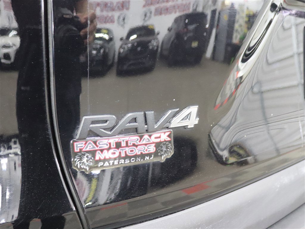 Used 2019 Toyota RAV4 Adventure w/ Advanced Technology Package AWD/4WD image 9