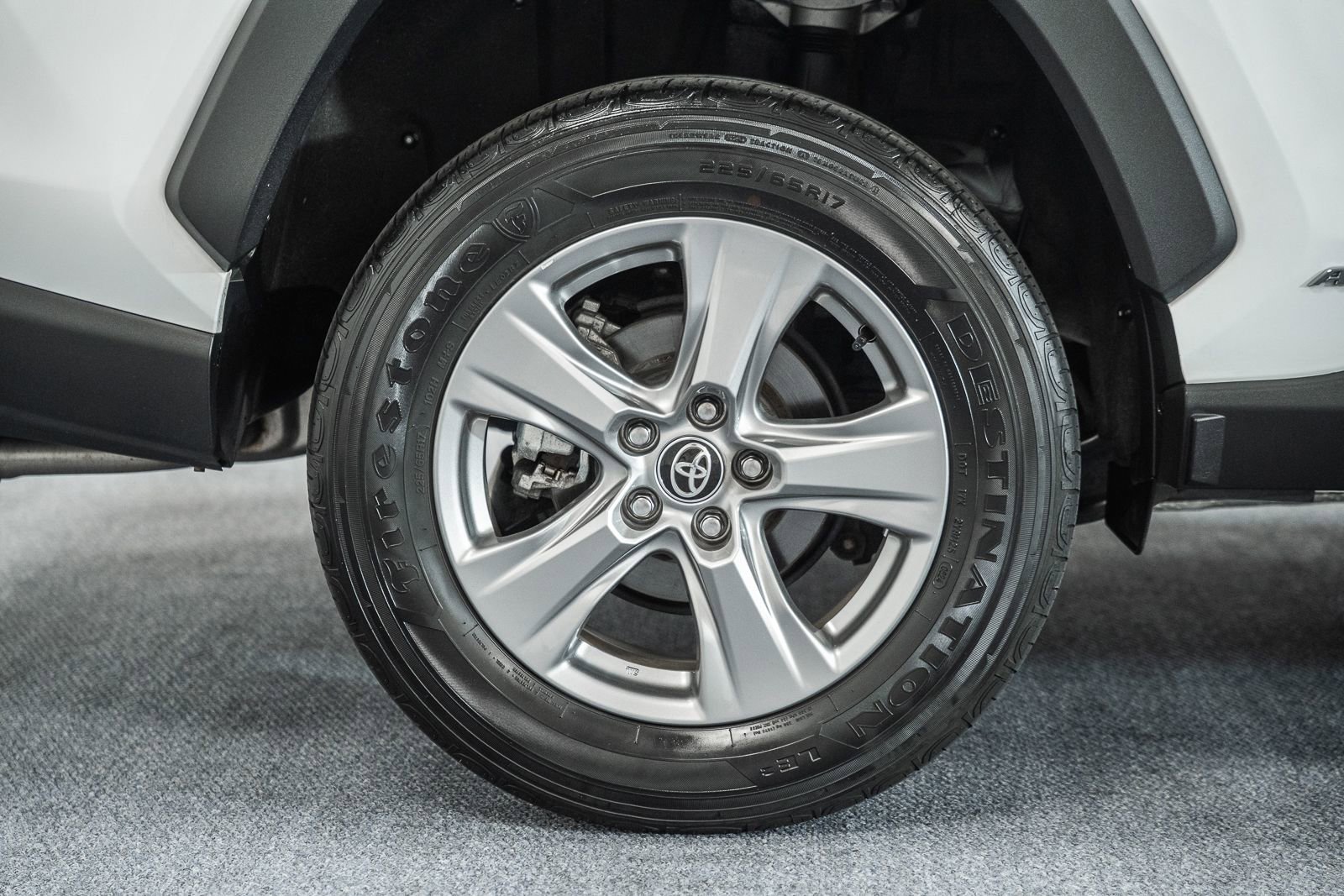 Used 2024 Toyota RAV4 XLE w/ Convenience Package AWD/4WD image 21