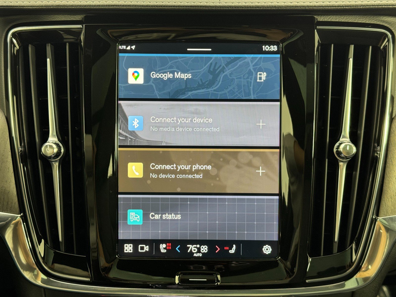 Used 2024 Volvo S90 T8 Ultimate image 27