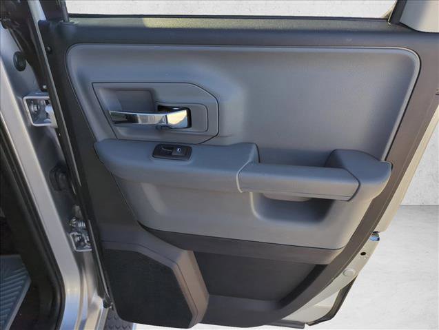 Used 2016 RAM 1500 Classic SLT RWD image 23