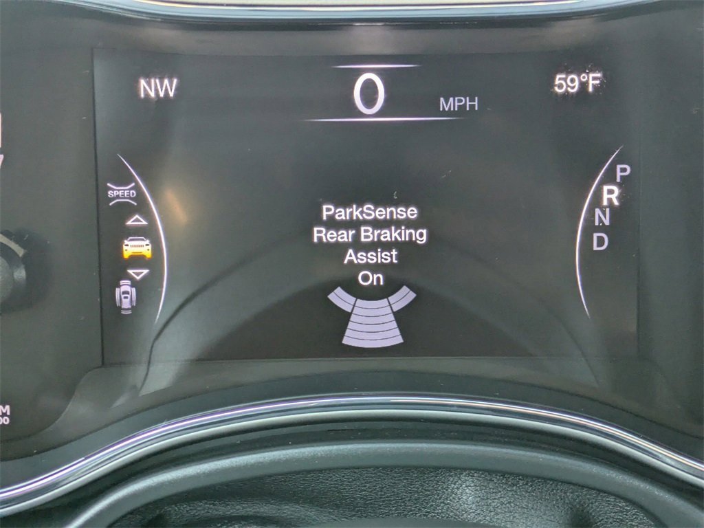 Used 2021 Jeep Grand Cherokee Laredo X image 24