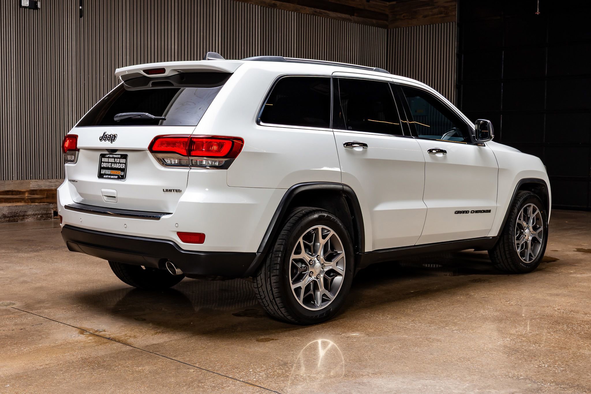 Used 2020 Jeep Grand Cherokee Limited image 9