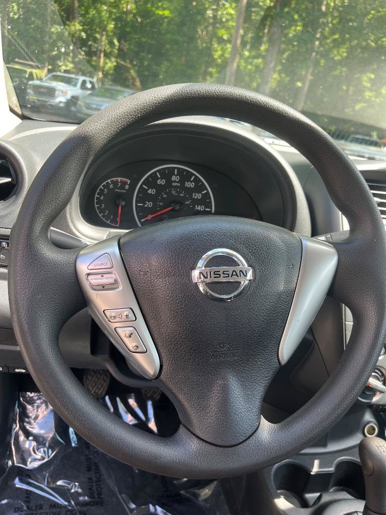 Used 2017 Nissan Versa S FWD image 14