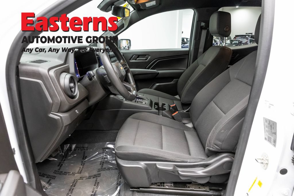 Used 2023 Chevrolet Colorado W/T RWD image 13