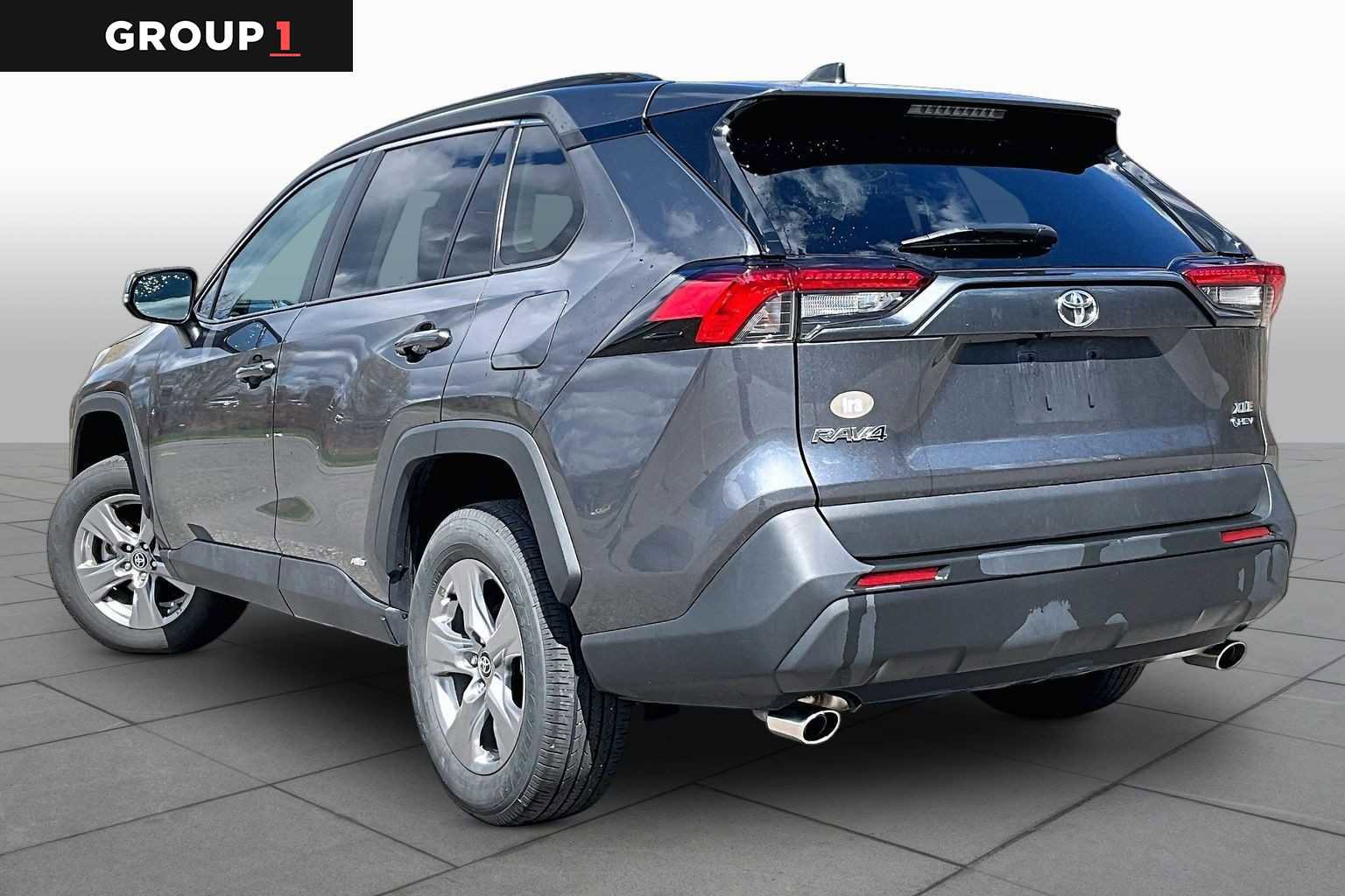 Used 2025 Toyota RAV4 XLE w/ Weather Package AWD/4WD image 11