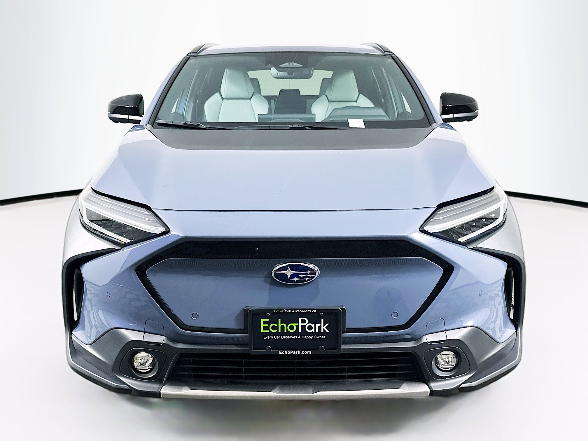 Used 2023 Subaru Solterra Limited image 2