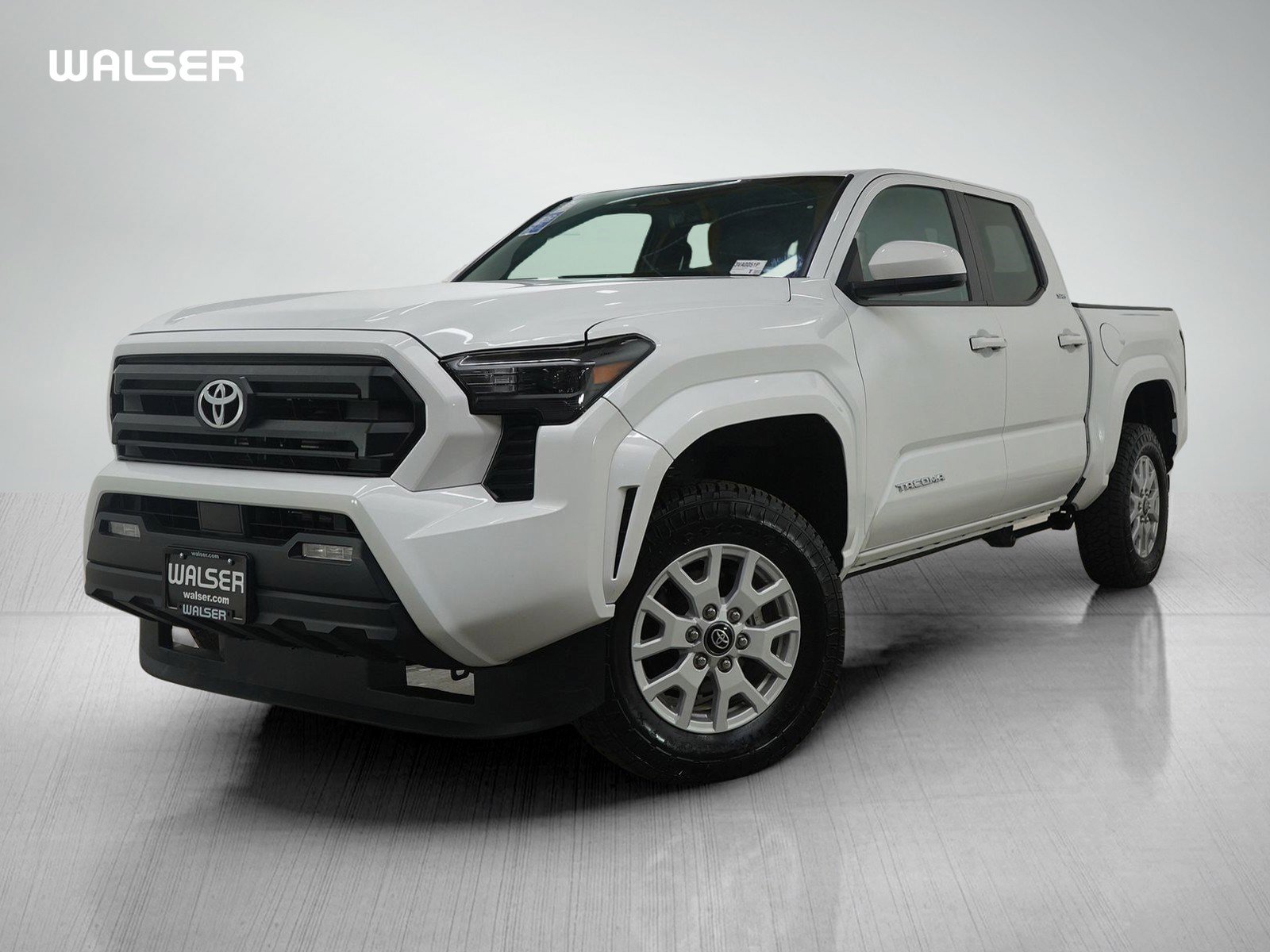Used 2024 Toyota Tacoma SR5 image 1