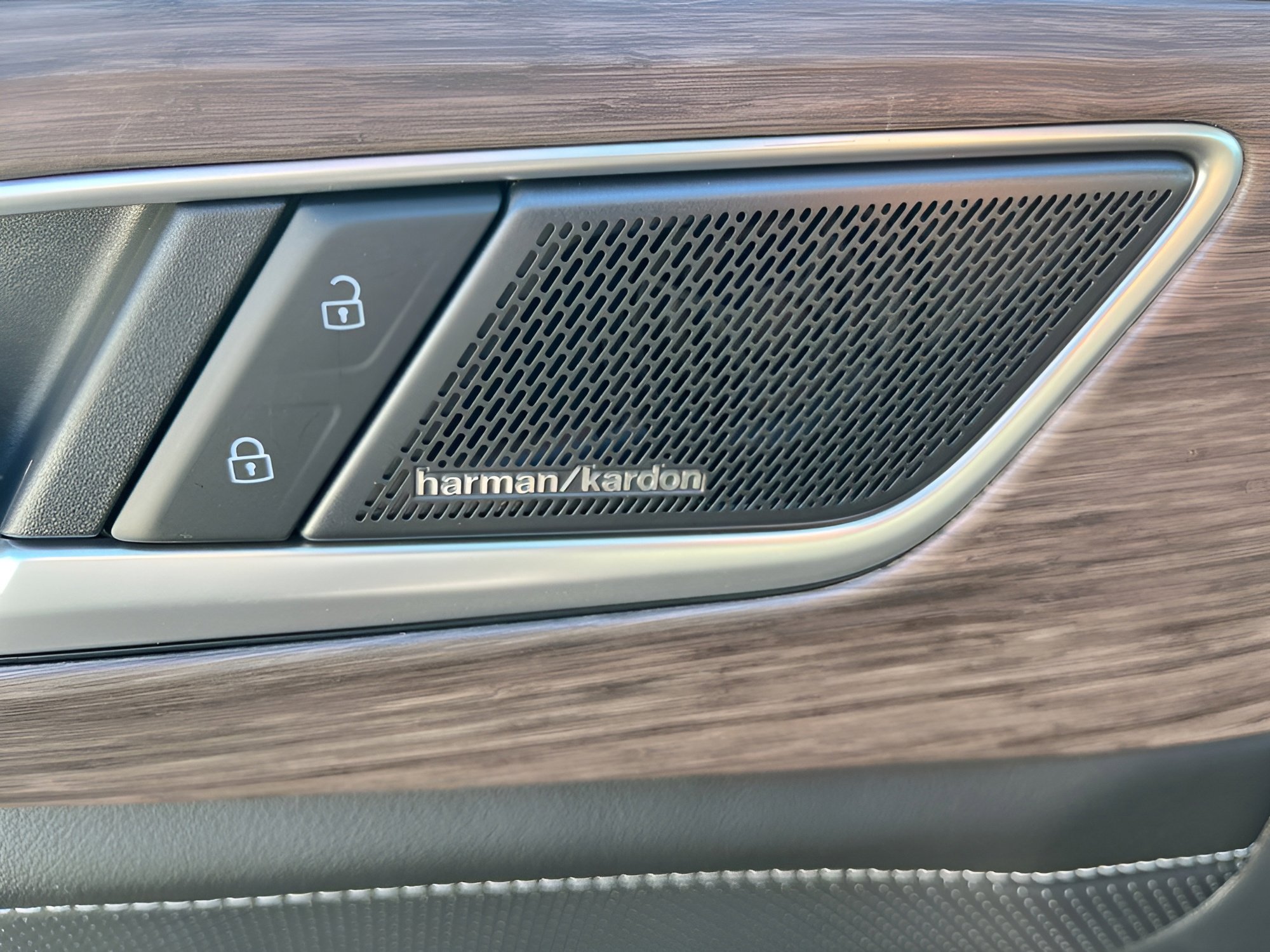 New 2026 Volkswagen Atlas SEL Premium R-Line image 29