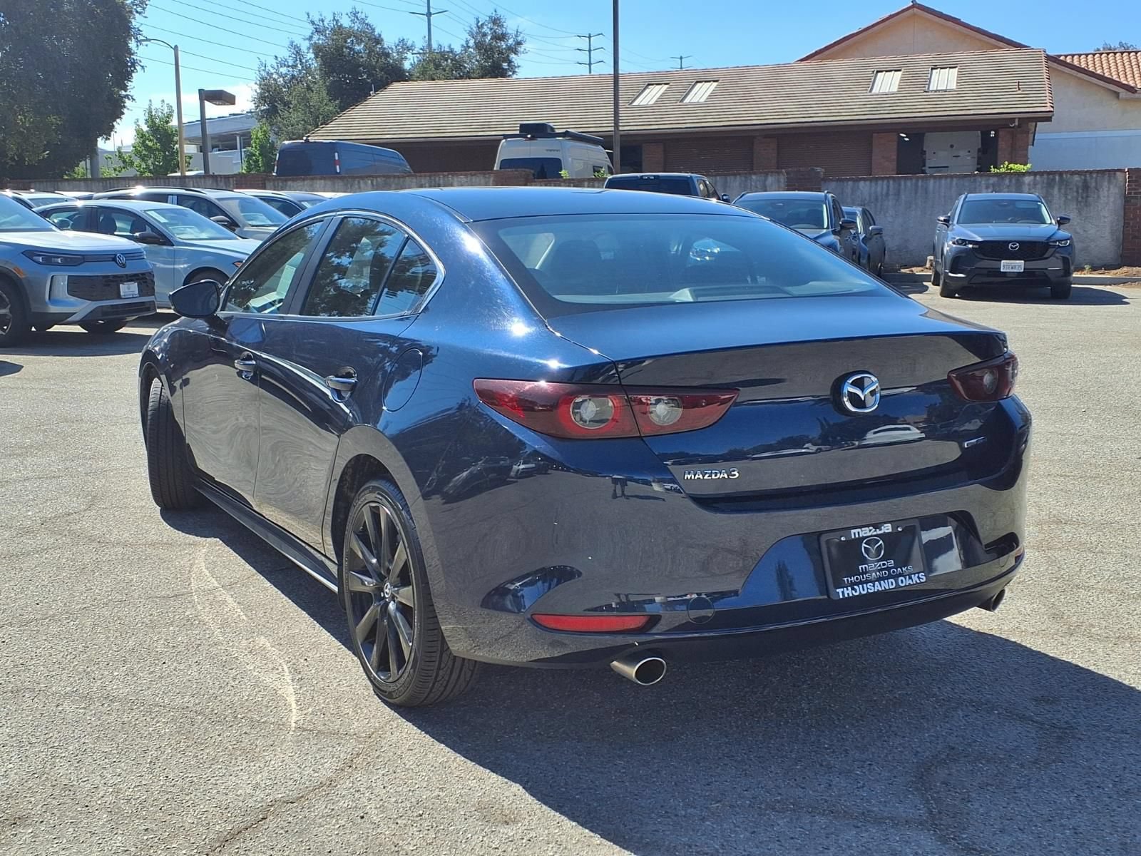 Used 2024 MAZDA MAZDA3 s FWD image 5