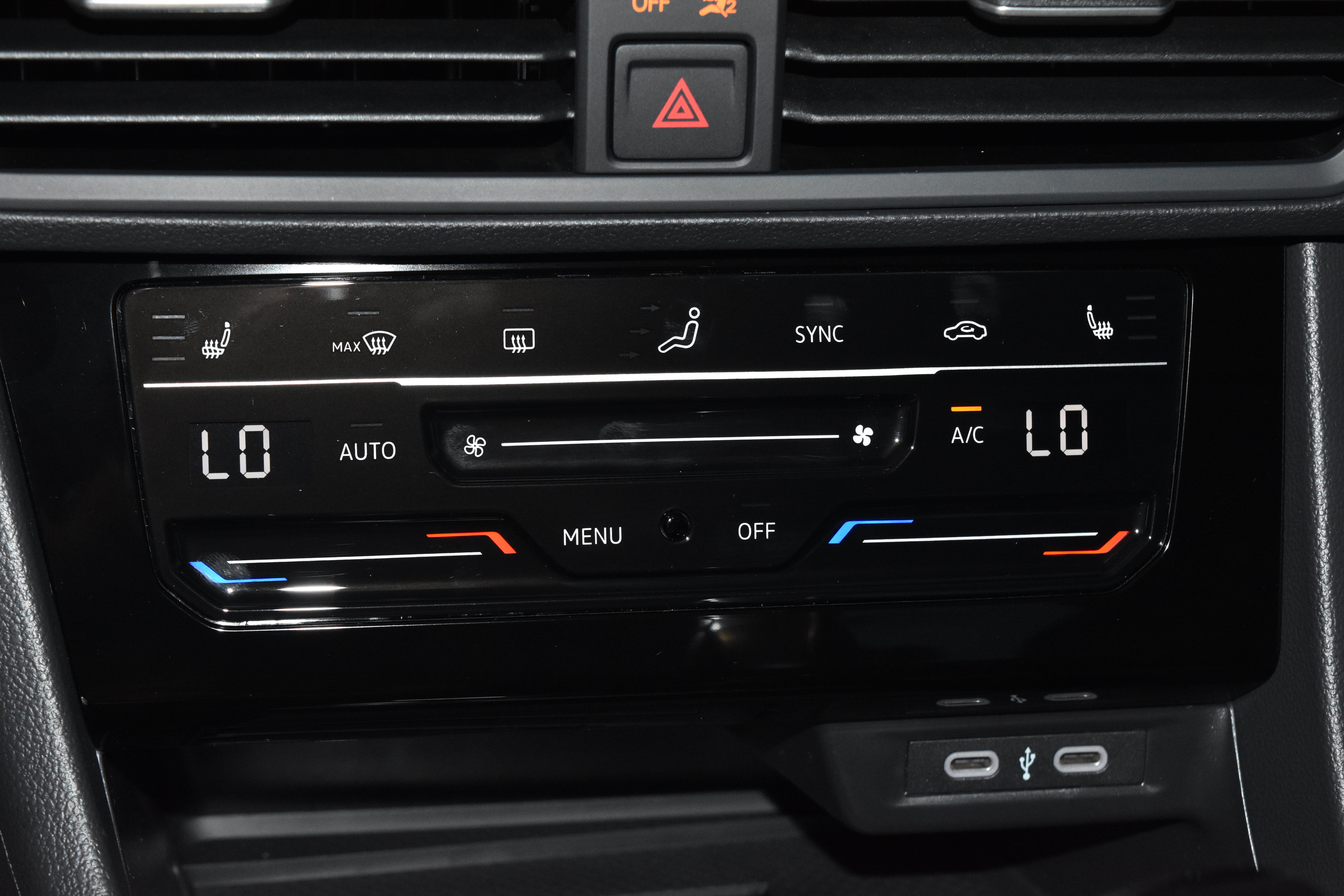 New 2026 Volkswagen Jetta SE FWD image 11