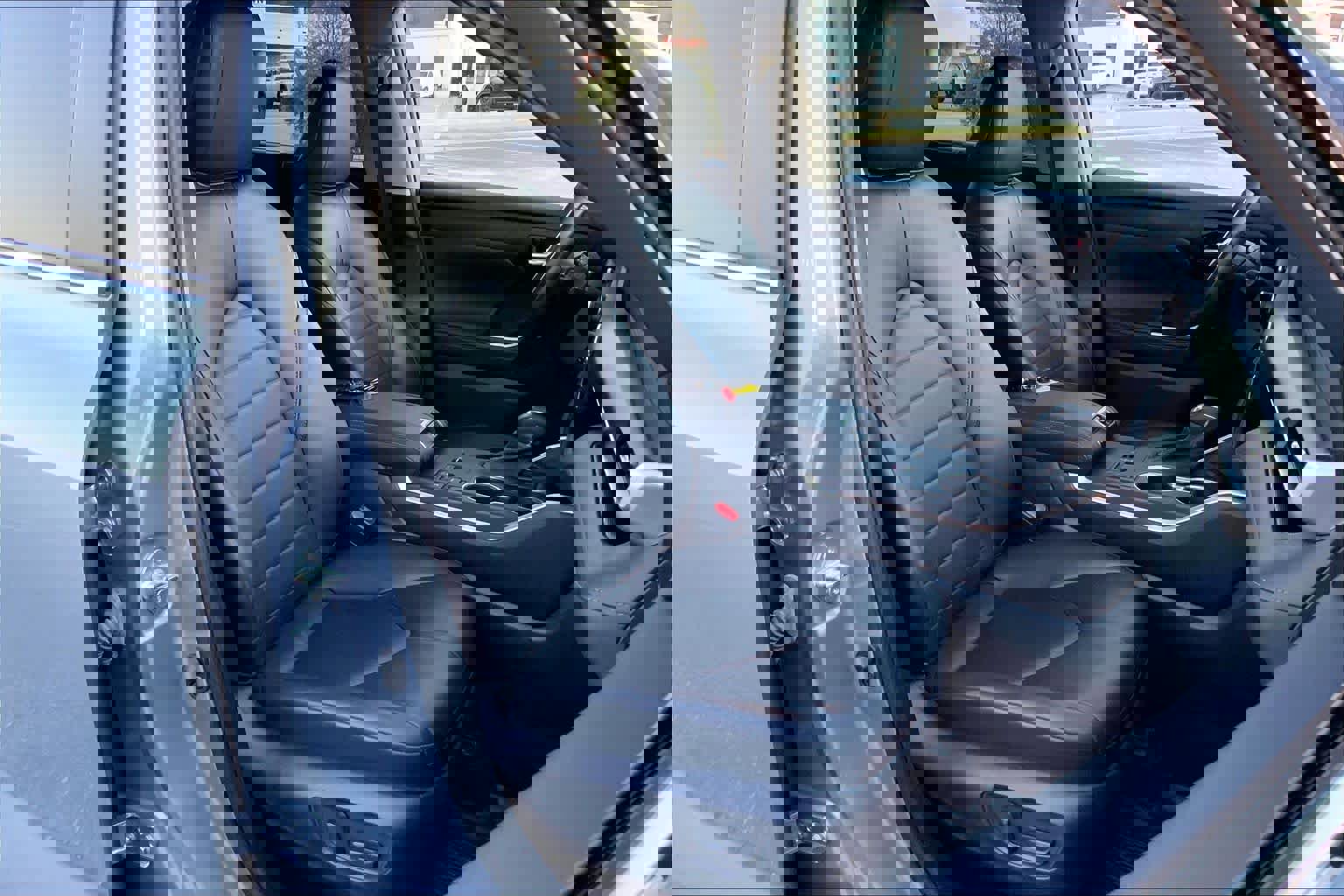 Used 2023 Toyota Highlander XLE image 9