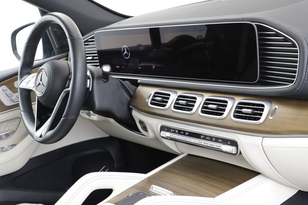 Used 2024 Mercedes-Benz GLE 450 4MATIC image 23