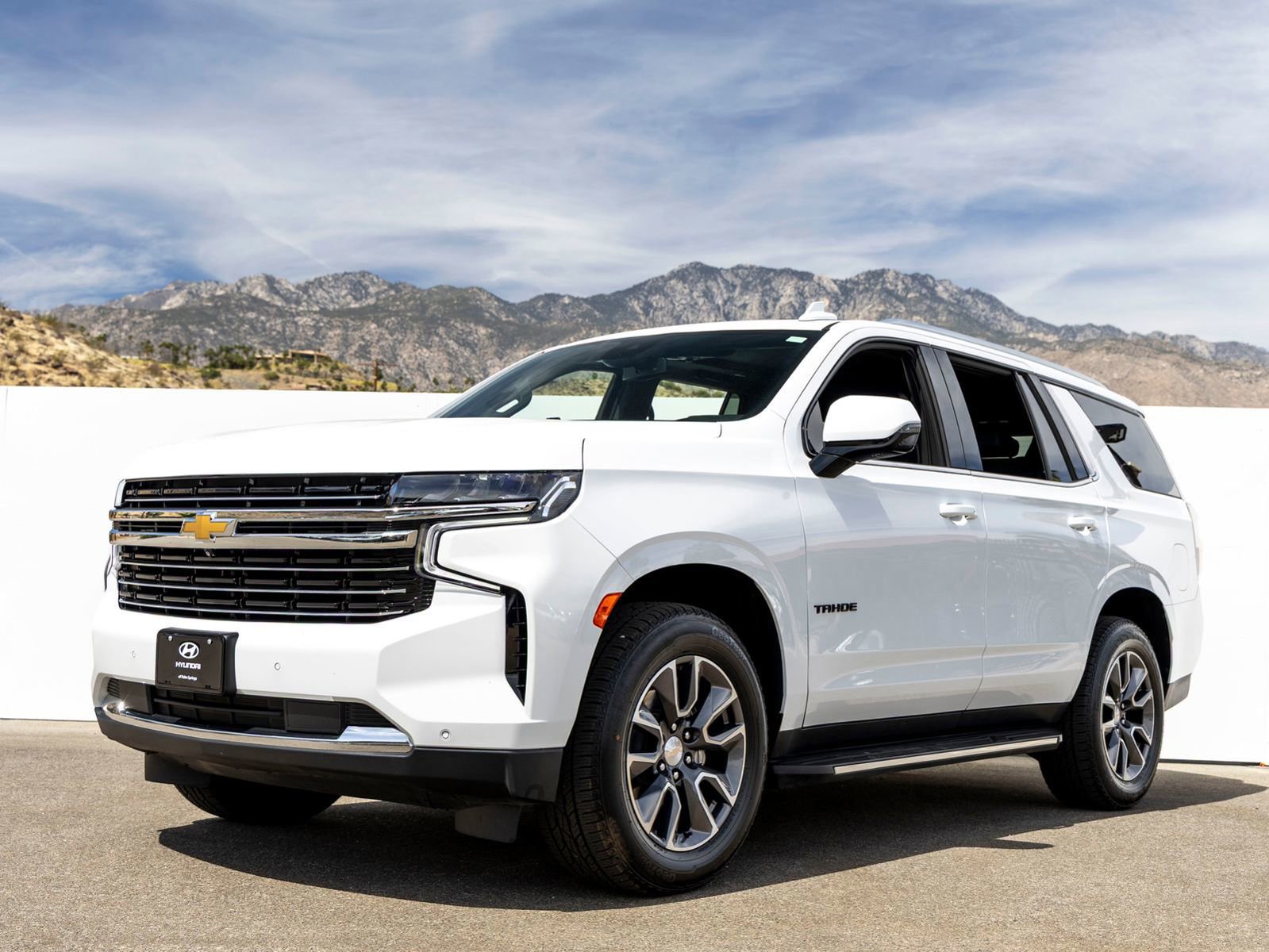 Used 2023 Chevrolet Tahoe LT w/ LT Signature Plus Package image 1