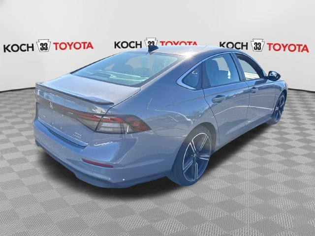 Used 2025 Honda Accord Sport image 8