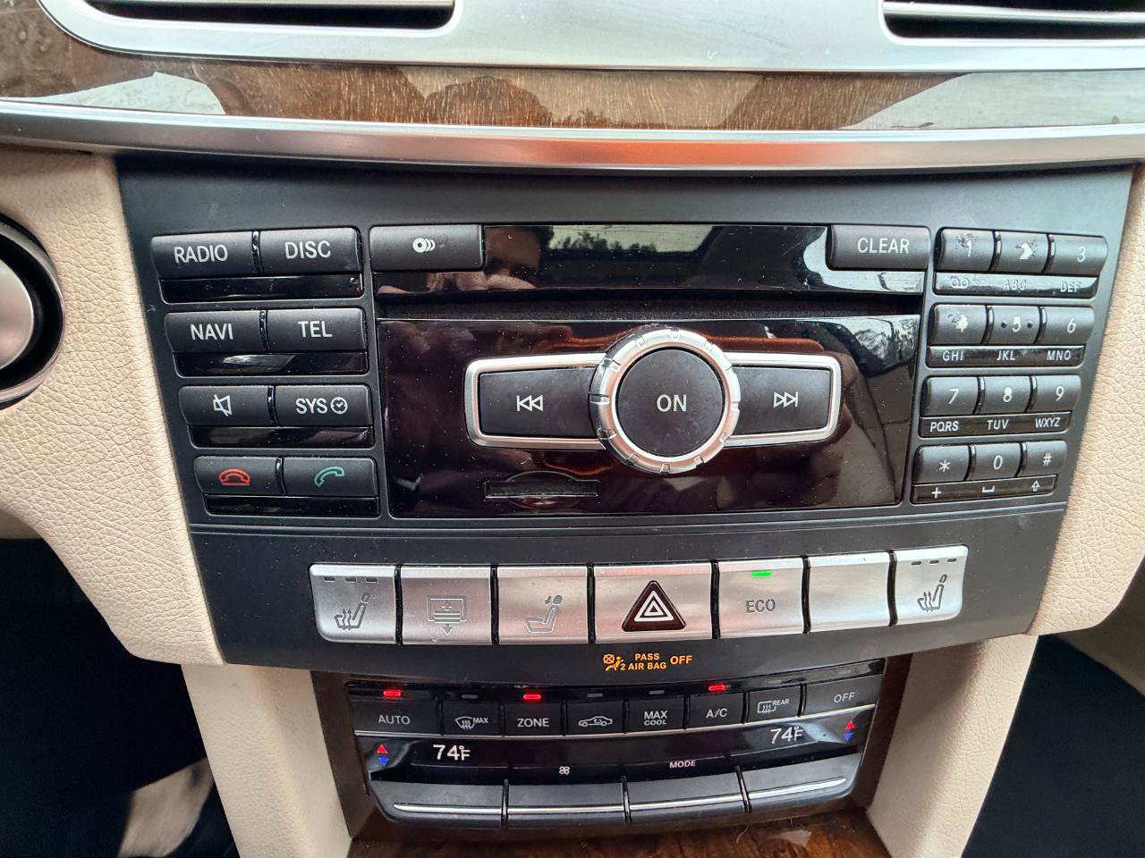 Used 2014 Mercedes-Benz E 350 Sedan image 23