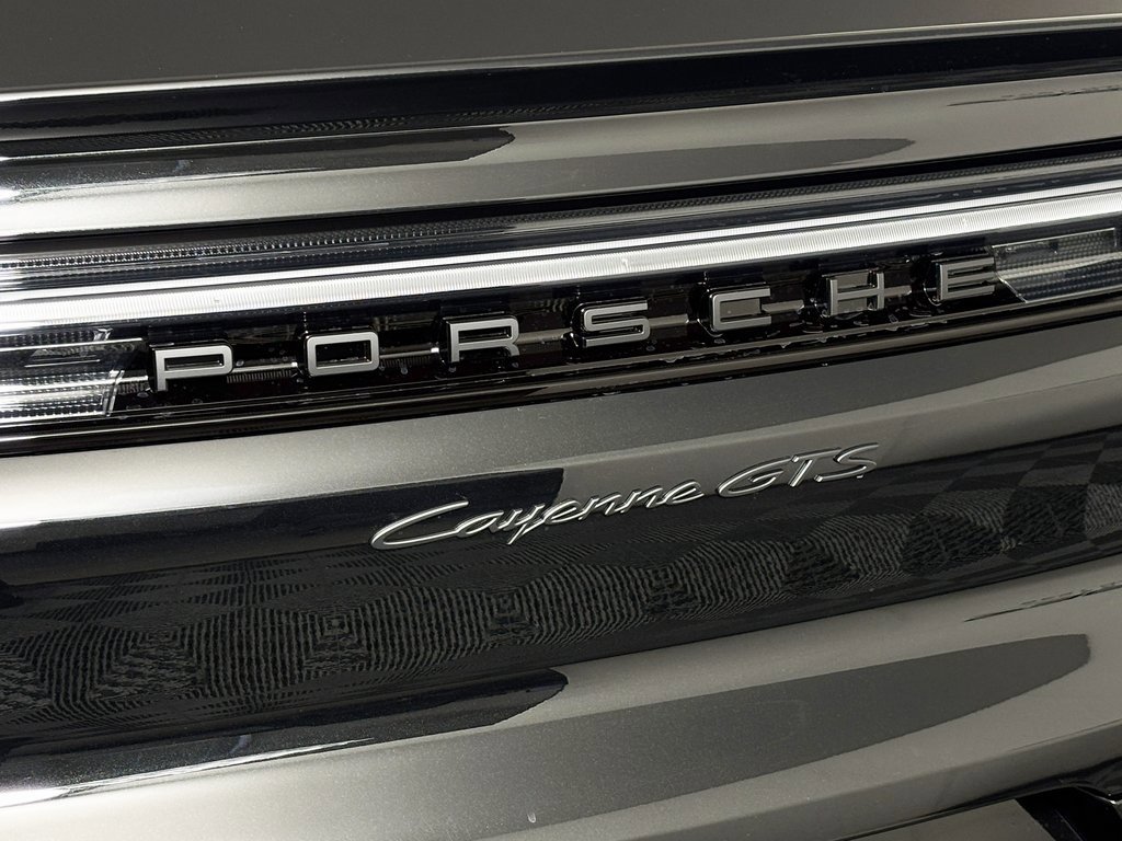New 2026 Porsche Cayenne GTS image 13