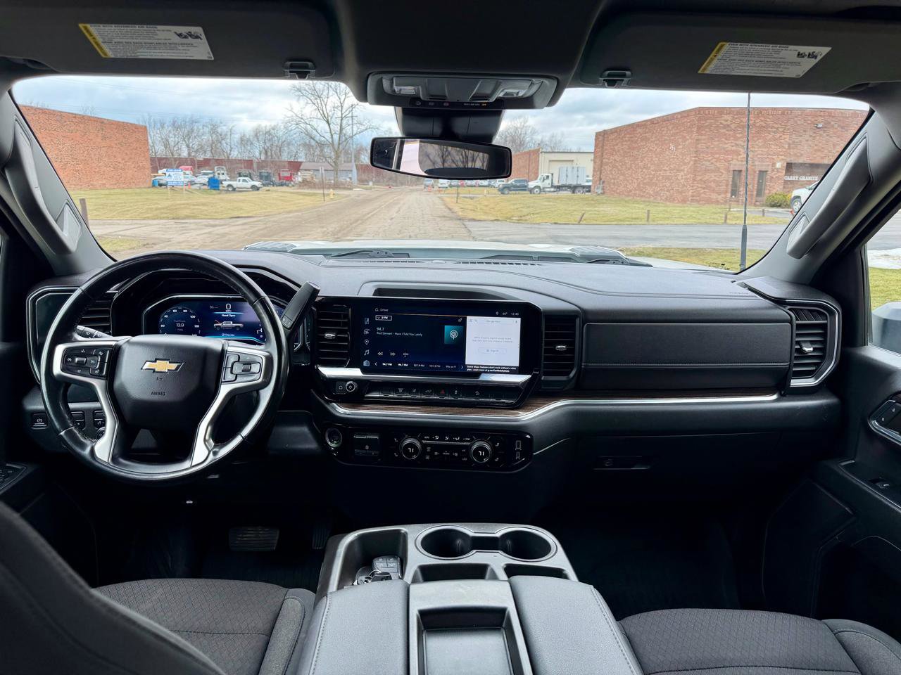 Used 2024 Chevrolet Silverado 2500 LT image 34