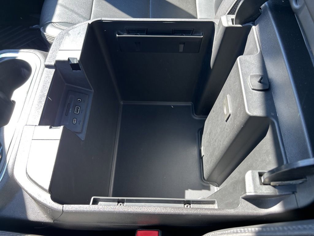 Used 2020 Chevrolet Silverado 1500 High Country w/ Technology Package image 42