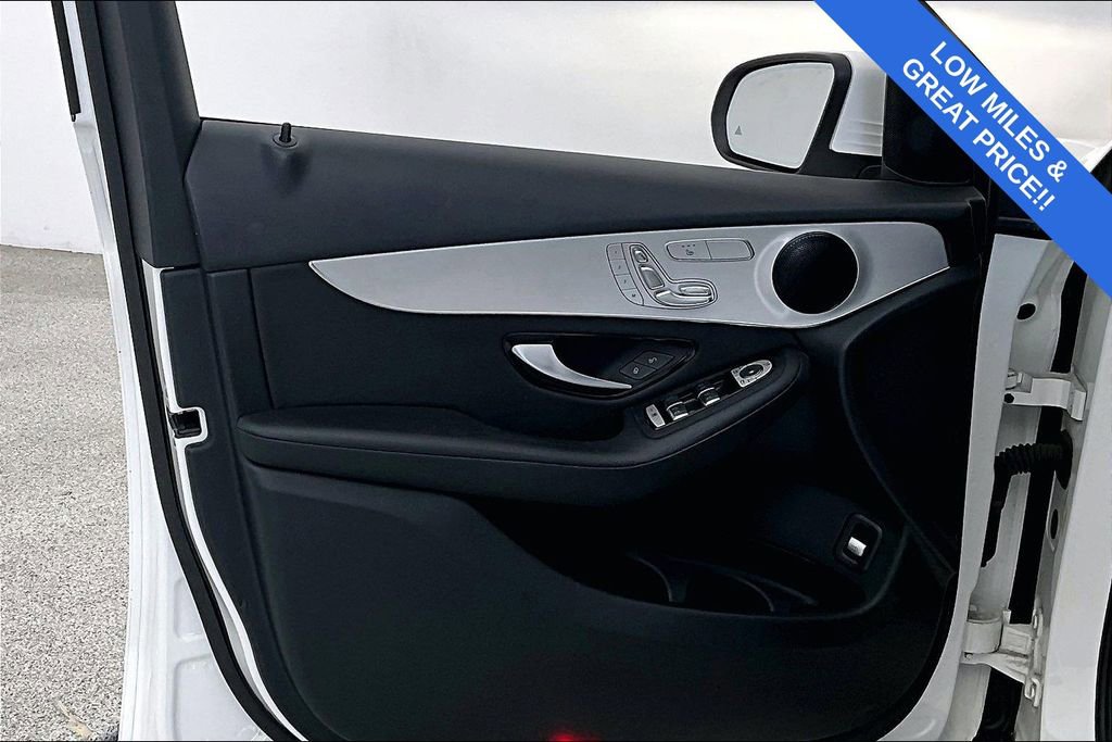 Used 2022 Mercedes-Benz GLC 300 image 21