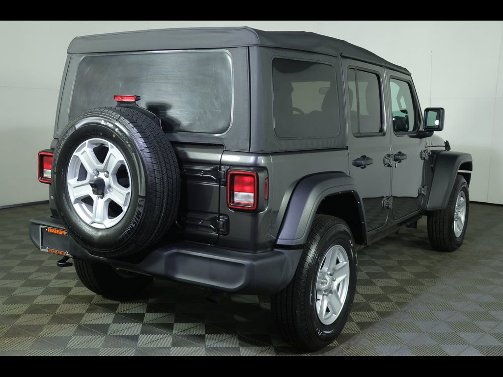 Used 2023 Jeep Wrangler Sport S image 10
