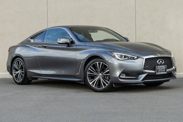 Used 2017 INFINITI Q60 2.0t w/ Moonroof Package image 17