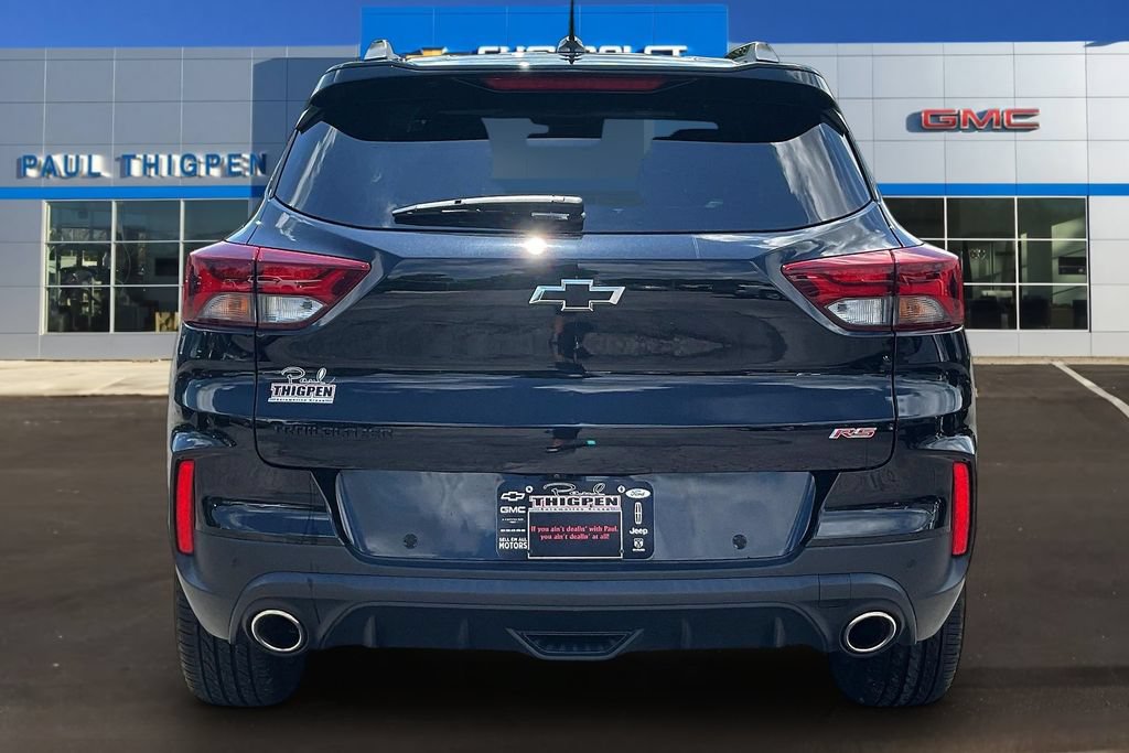 Used 2022 Chevrolet TrailBlazer RS w/ Technology Package FWD image 5