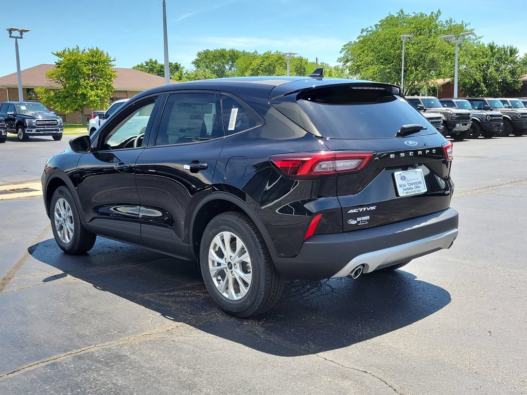 New 2026 Ford Escape Active w/ Cold Weather Package AWD/4WD image 5