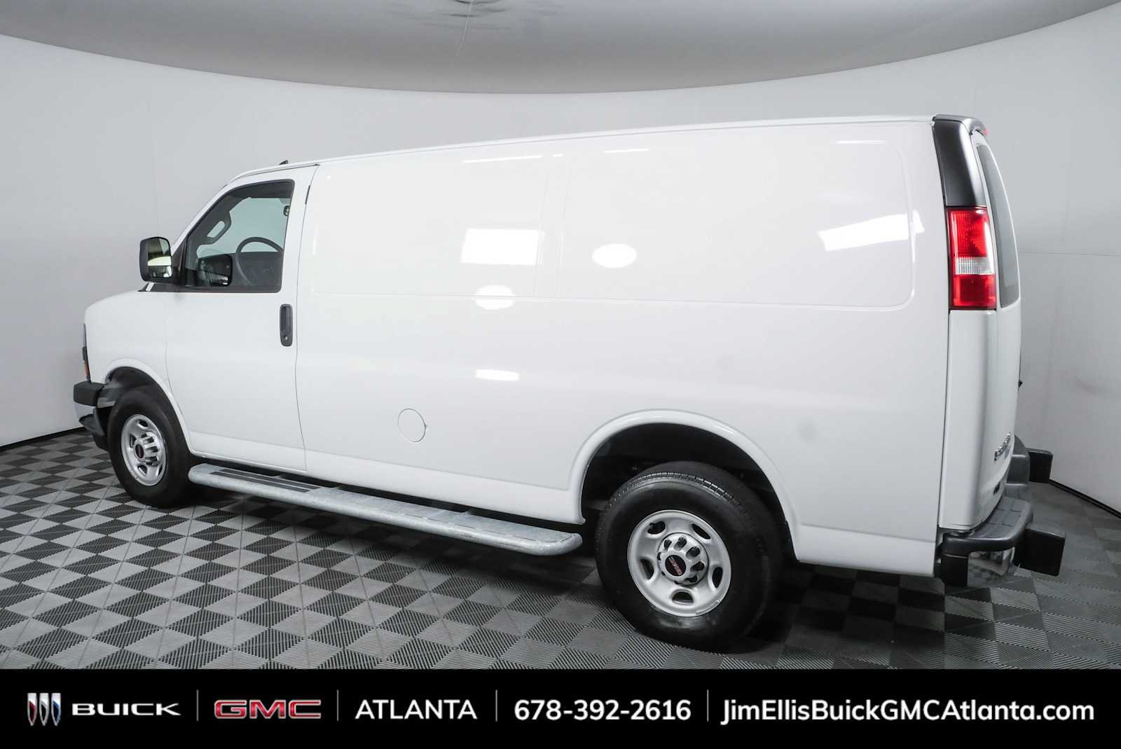 Used 2024 GMC Savana 2500 w/ Driver Convenience Package RWD image 21