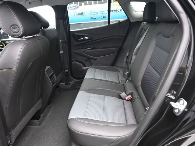 New 2026 Chevrolet Trax LT w/ Driver Confidence Package image 9