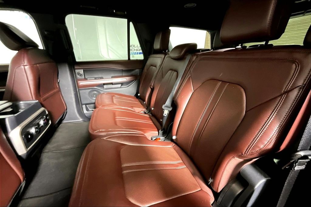 Certified 2024 Ford Expedition Limited image 21
