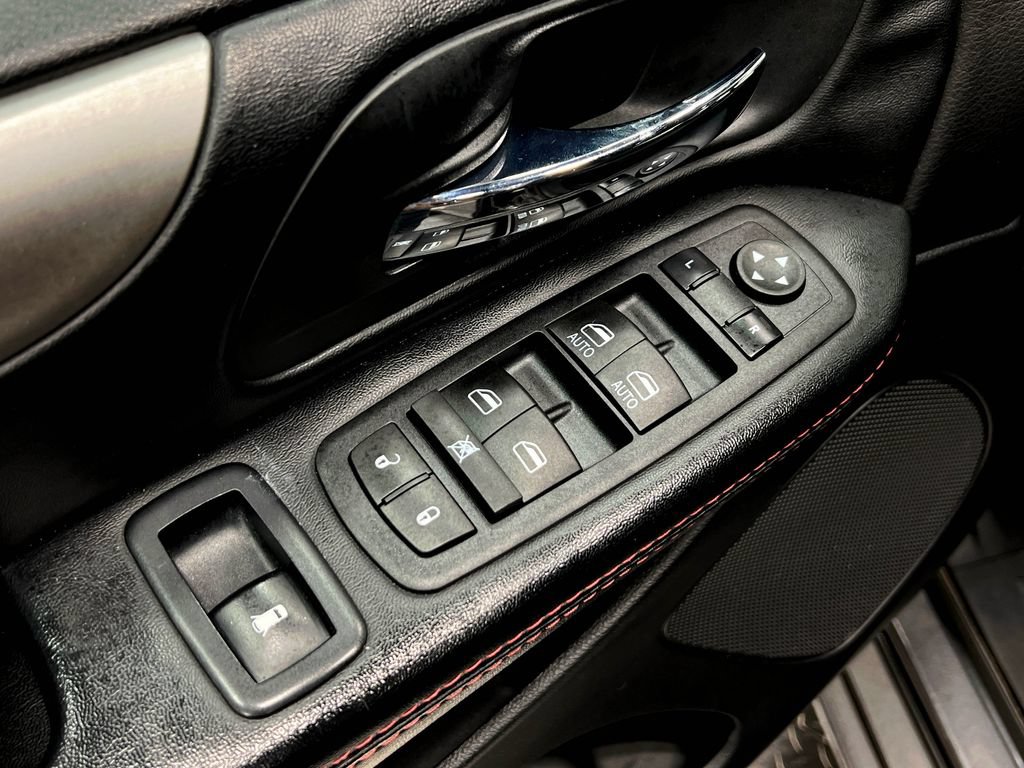 Used 2019 Dodge Grand Caravan GT FWD image 16