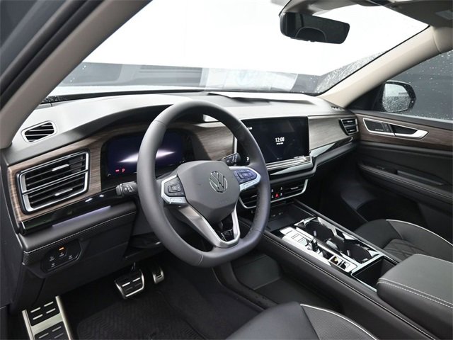 New 2025 Volkswagen Atlas SEL Premium R-Line image 33