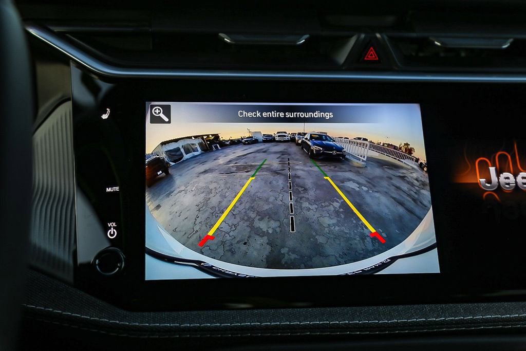 New 2026 Jeep Cherokee Laredo AWD/4WD image 20