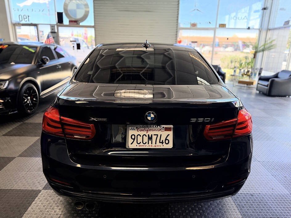 Used 2017 BMW 330i xDrive Sedan AWD/4WD image 14