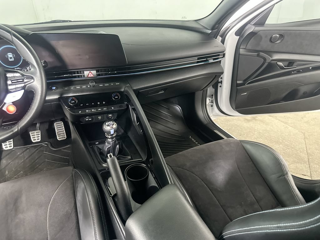 Used 2023 Hyundai Elantra N FWD image 19