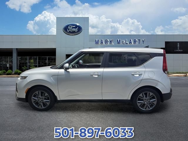 Used 2021 Kia Soul EX FWD image 2