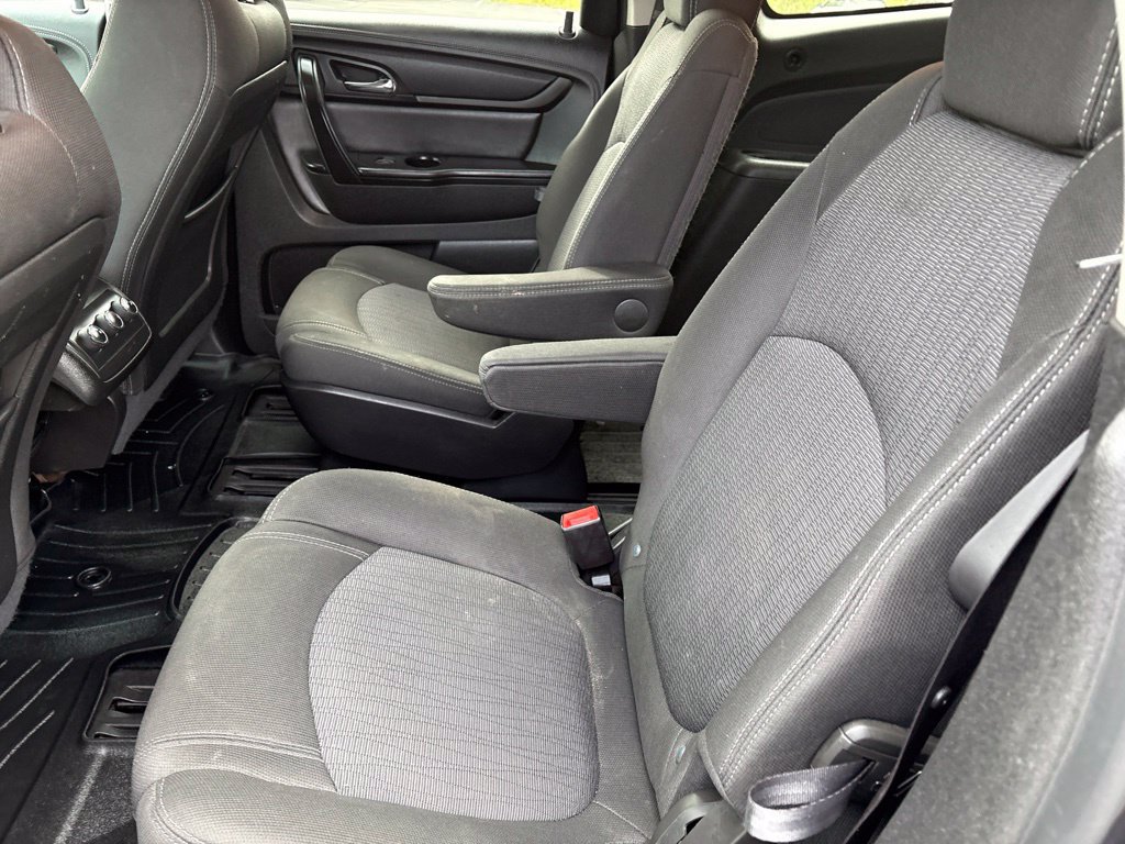 Used 2017 Chevrolet Traverse LT AWD/4WD image 10