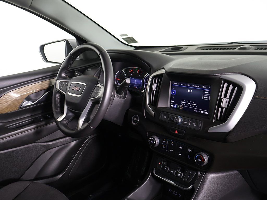 Used 2020 GMC Terrain SLE image 22