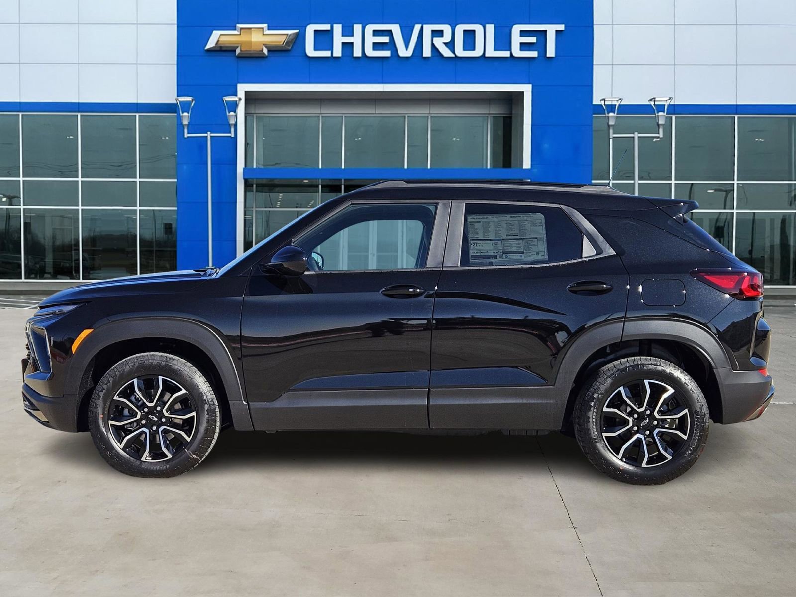 New 2026 Chevrolet TrailBlazer ACTIV w/ Convenience Package image 3