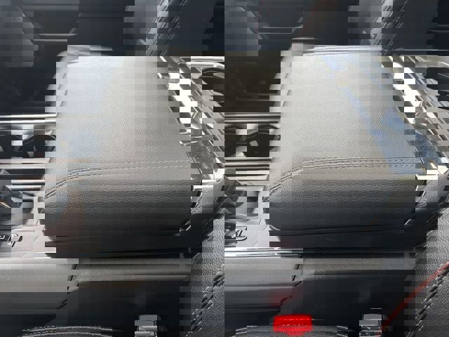 Used 2023 Ford F150 Lariat w/ Trailer Tow Package image 38