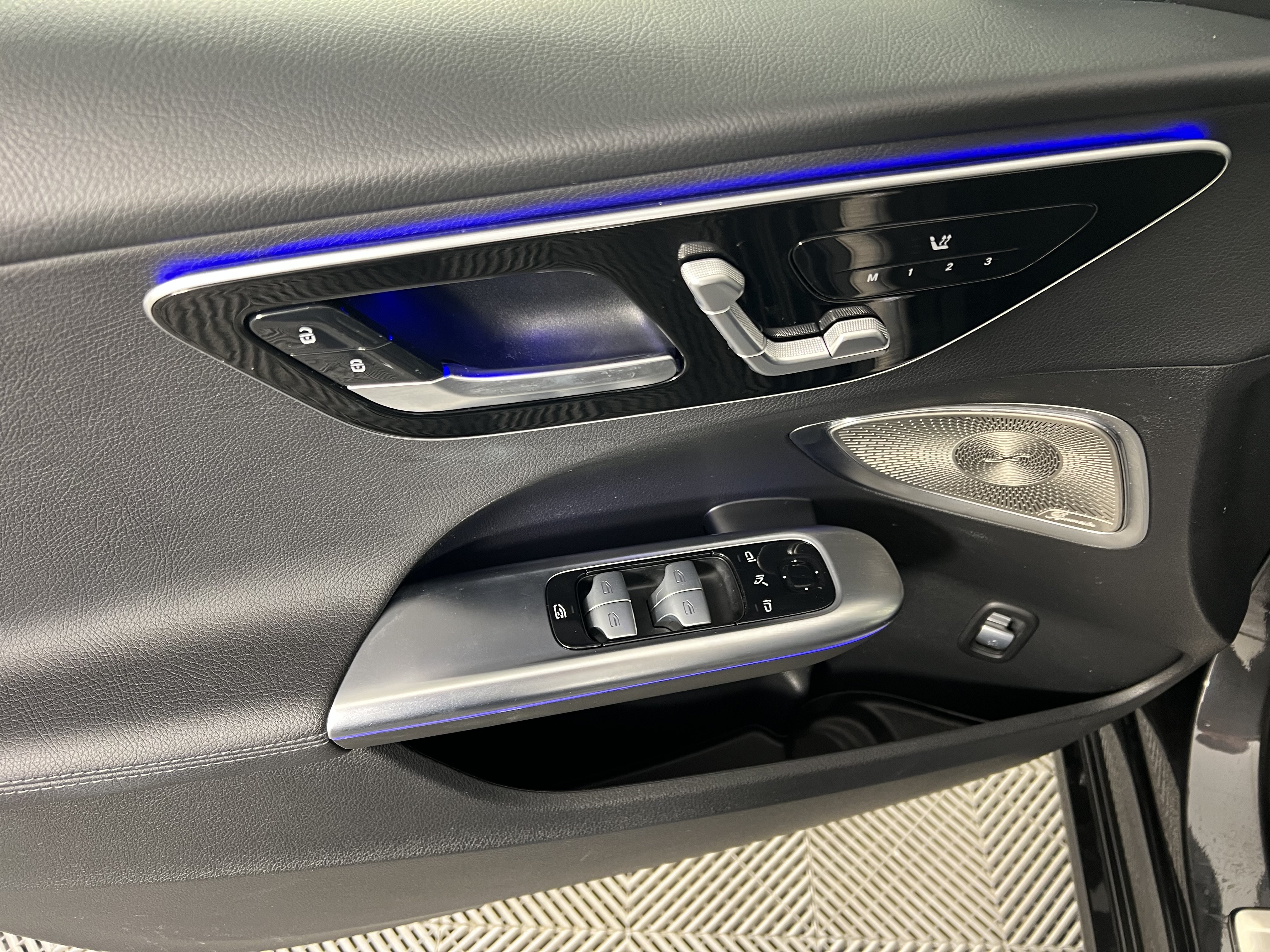 Certified 2023 Mercedes-Benz C 300 4MATIC Sedan image 18