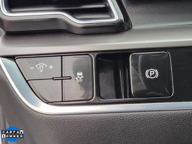 Used 2023 Kia Sportage EX image 19