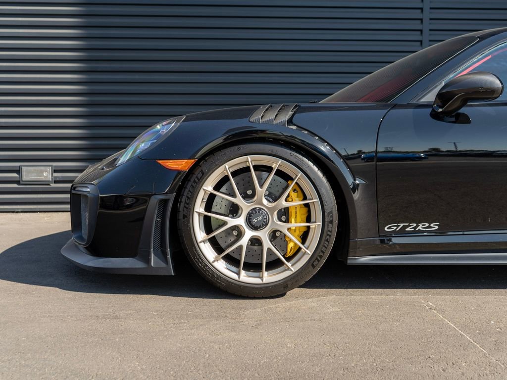 Used 2018 Porsche 911 GT2 RS image 13