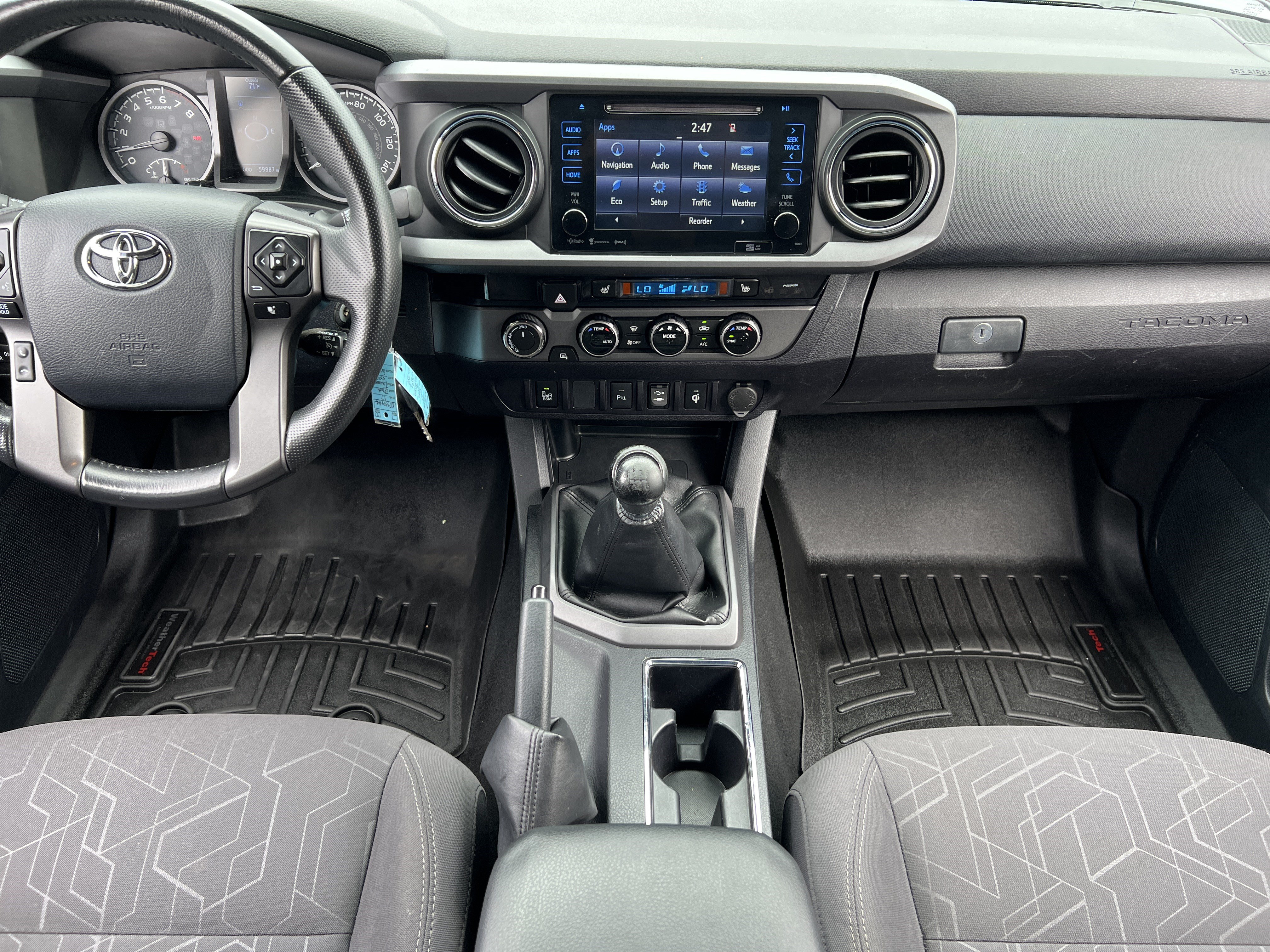 Used 2017 Toyota Tacoma TRD Sport w/ Premium & Technology Package AWD/4WD image 35